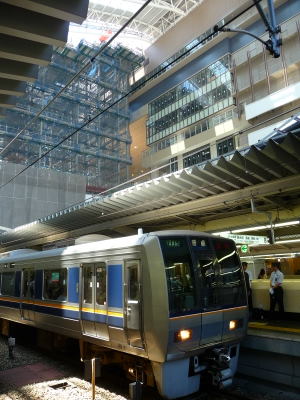 大阪駅のドーム屋根